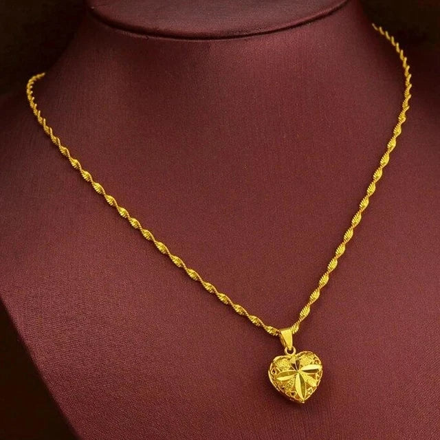 💖Gold Aura Heart Necklace