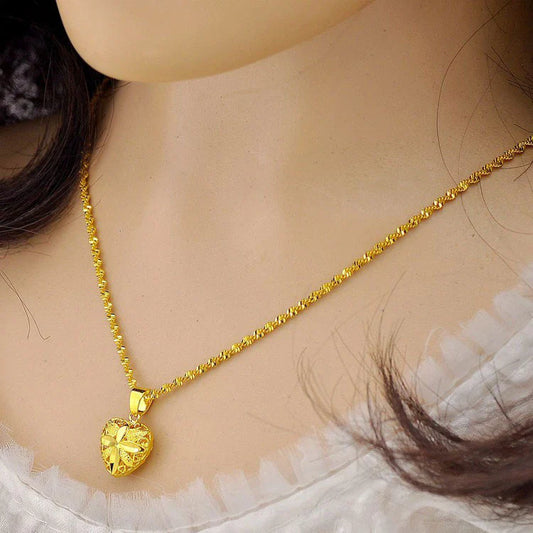 💖Gold Aura Heart Necklace